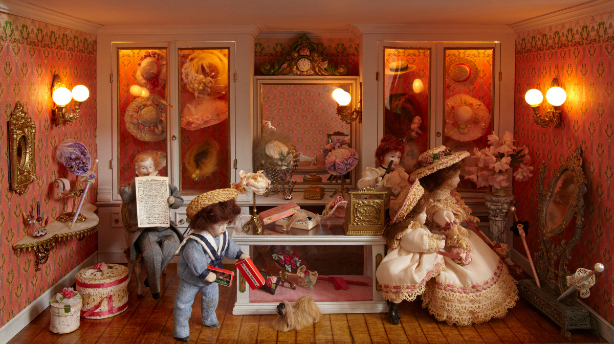 0093 Mimi & Musetta shop